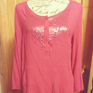 Christopher Banks top